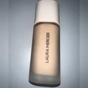 Laura mercier flawless weightless perfecting waterproof foundation